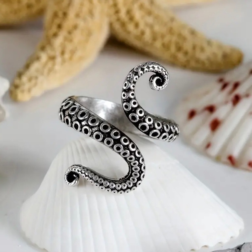 NWT Silver Tone Punk Octopus Ring Adjustable